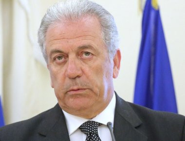 Δ.Αβραμόπουλος: «Εξετάζονται όλες οι δυνατότητες στήριξης της Λέσβου και των κατοίκων της»